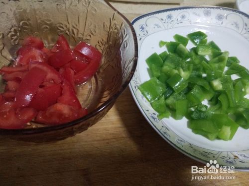 西红柿炖豆腐的家常做法