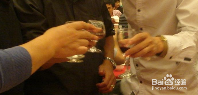 敬酒的时候怎样说敬酒词