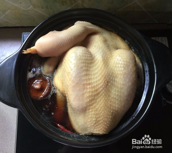 如何做出好吃的黄酒全鸡煲