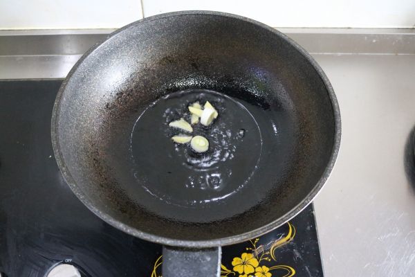 红烧油面筋塞肉