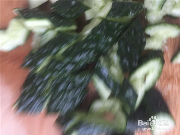 黑木耳拌黄瓜家常做法