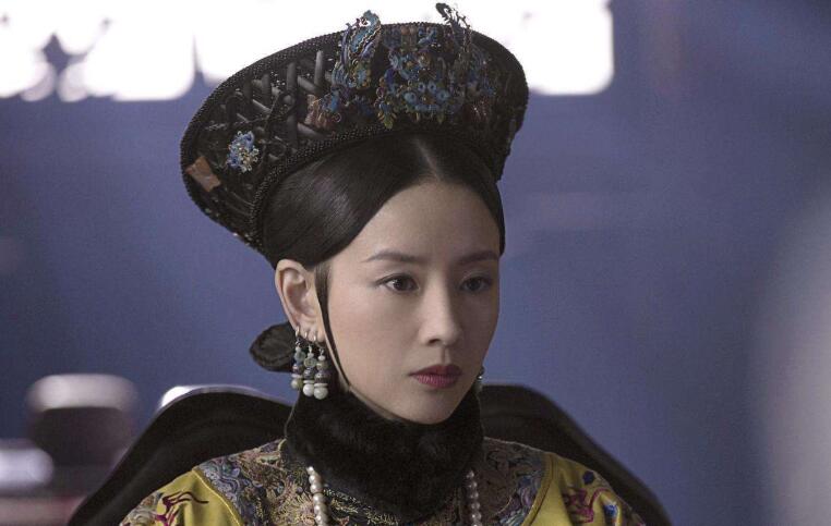 《如懿传》皇后是谁扮演