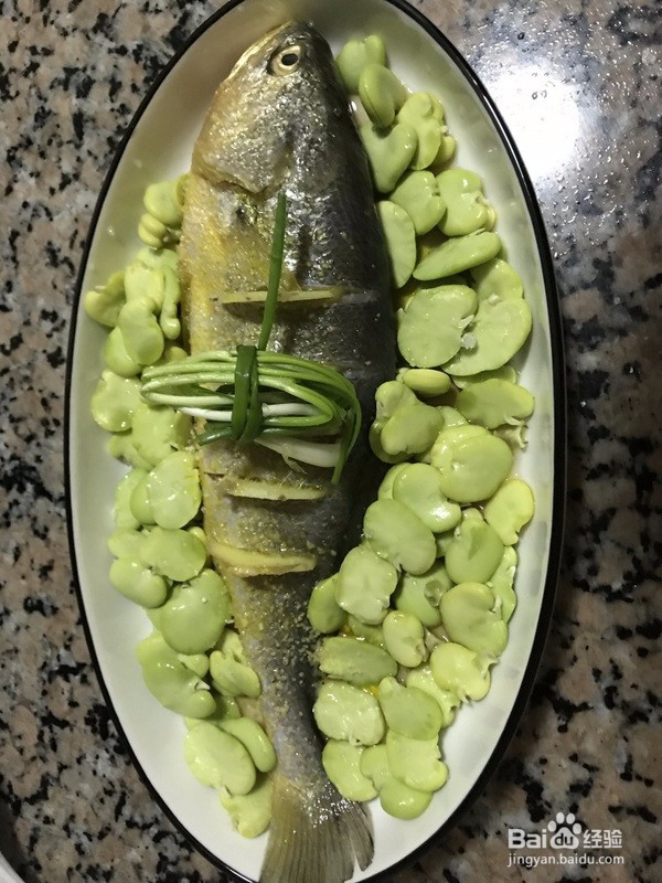 豆瓣蒸抱腌黄鱼