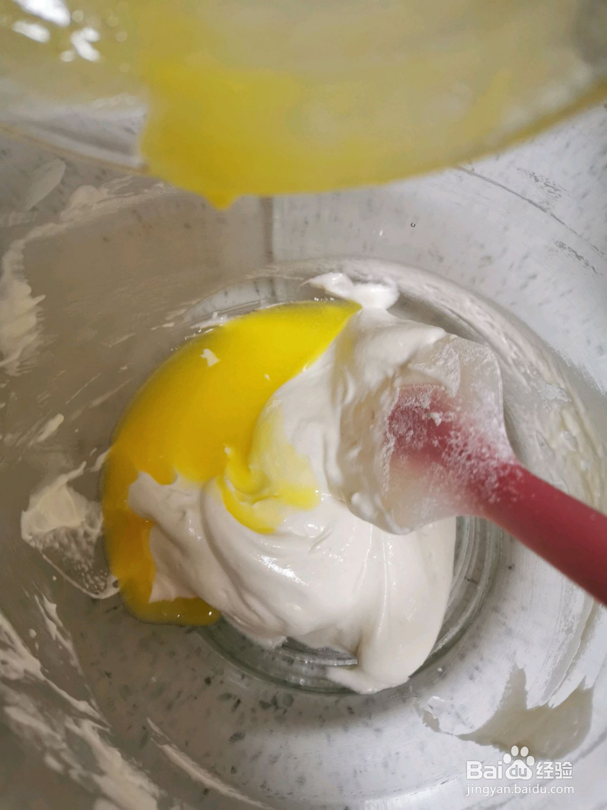 草莓蛋糕卷的做法