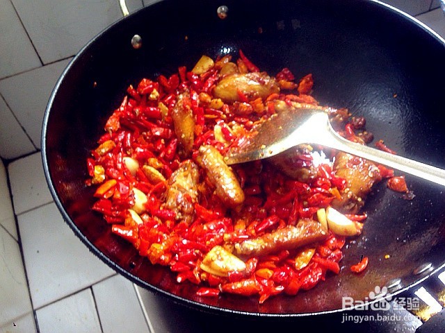干锅鸡翅的做法