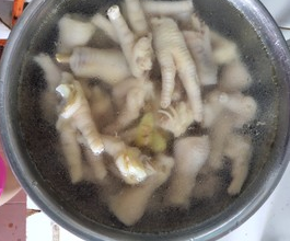 超级好吃的柠檬鸡爪