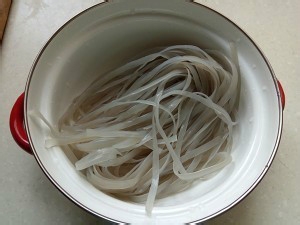 家常酸辣粉怎么做