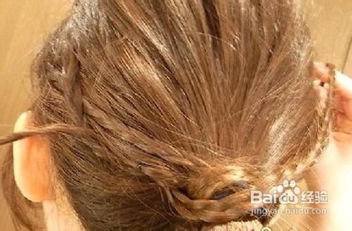 马尾+辫子的混搭扎发让你浪漫的度过七夕