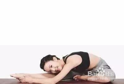 如何瑜伽瘦小腿