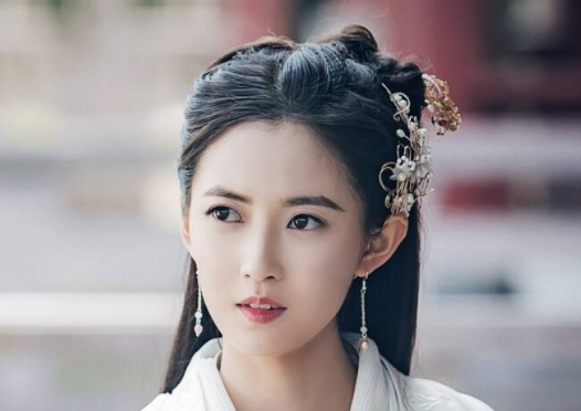 新倚天屠龙记哪一集赵敏被逼嫁给小王爷