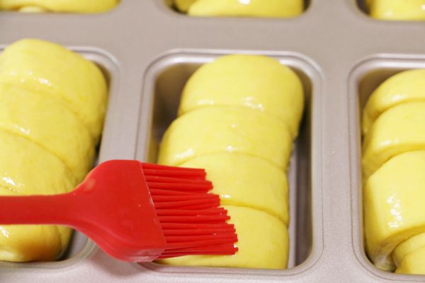 南瓜肉松芝麻包