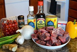 制作椰汁咖喱牛肉饭