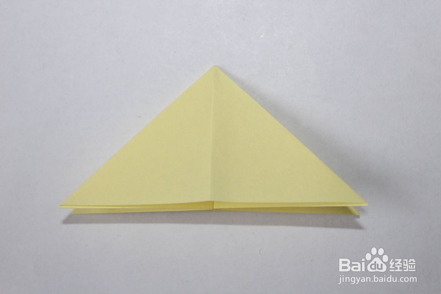 如何折叠简单的五角星