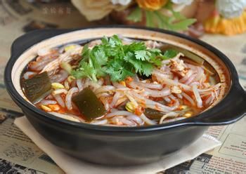 长沙砂锅土豆粉培训的做法