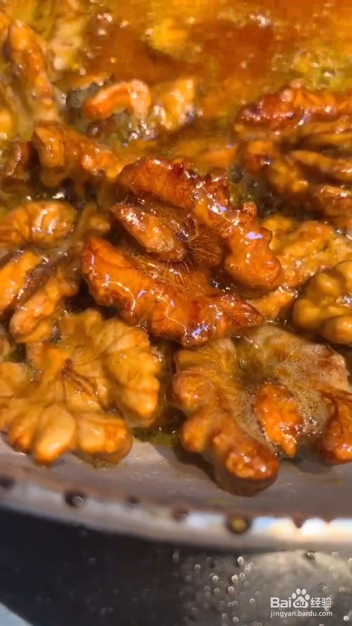 怎样在家自制简单好吃的琥珀核桃
