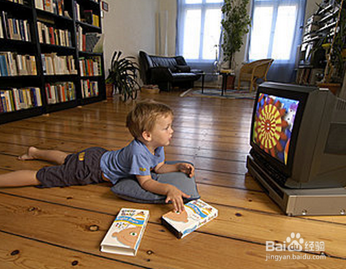 宝宝看电视的禁忌事项