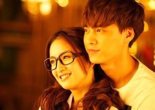 如何看出女孩对你有好感?