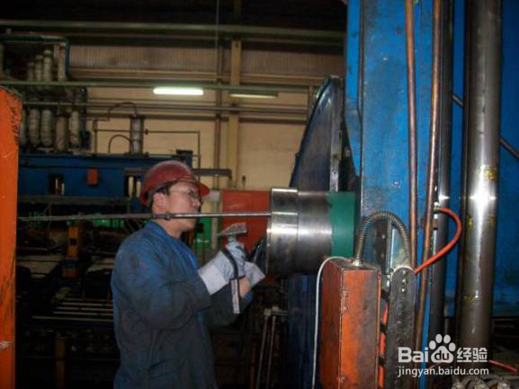 轮胎定型硫化机横梁轴轴头磨损修复方法介绍