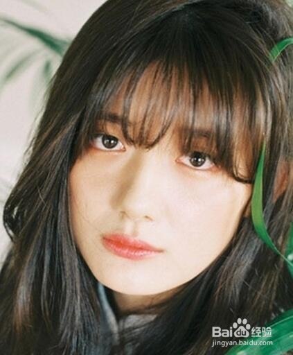 换甜美发型 首选韩国女生空气感刘海