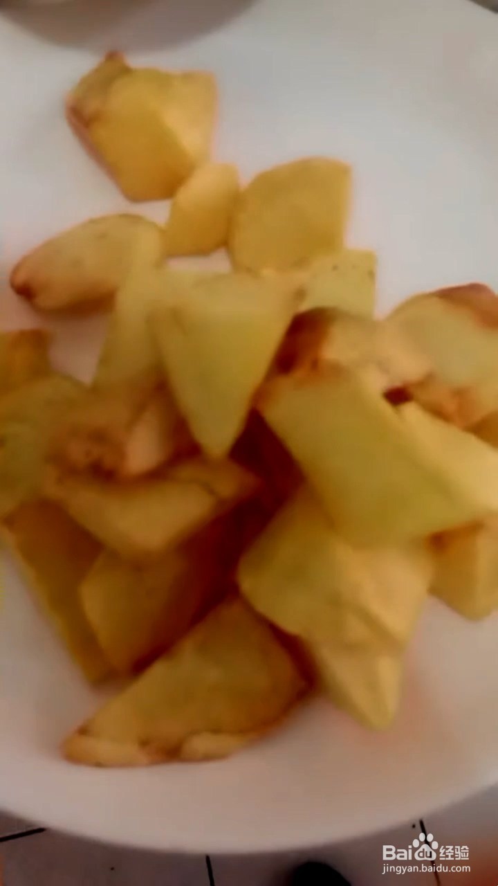 土豆炒茄子如何制作非常好吃