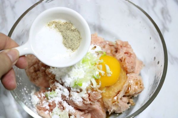 干炸丸子#金龙鱼外婆乡小榨菜子油 我要上春碗#