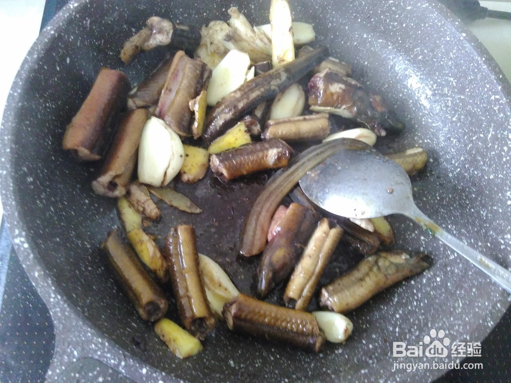 蒜米爆黄鳝的做法