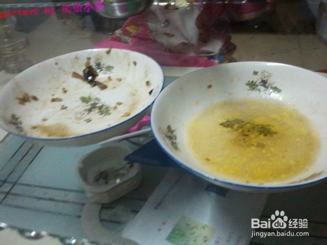 被孩子吃的光光的圆葱炒鸡蛋