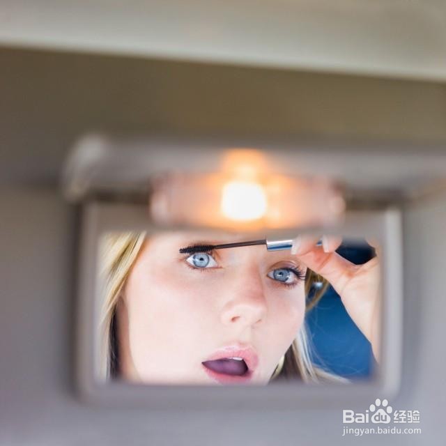 这样刷睫再也不用担心黑眼圈啦