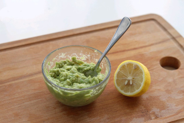 酸奶酱狭鳕鱼三明治