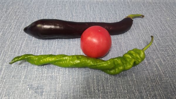 香肠西红柿炒茄子