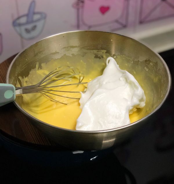 金沙咸蛋黄肉松蛋糕