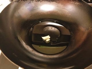 怎样做营养的爆炒紫甘蓝