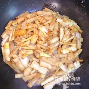 健康养生佳品葱香油焖笋的做法