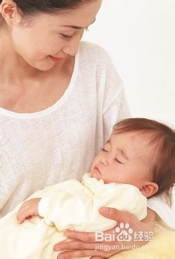 怎样预防新生儿吐奶