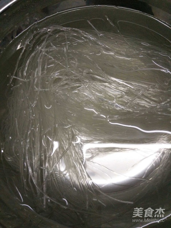 酸菜肉丸粉丝汤