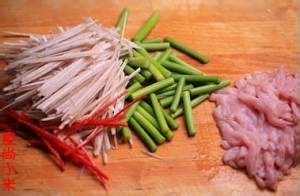 鱼香牛蒡丝的做法
