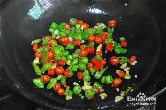 青辣椒炒玉米做法