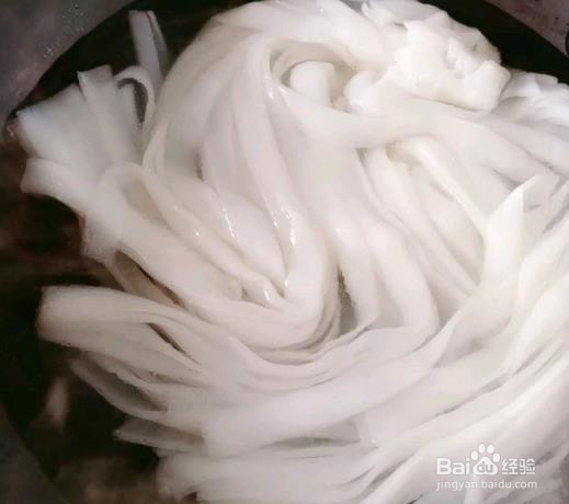 咖喱河粉汤的做法