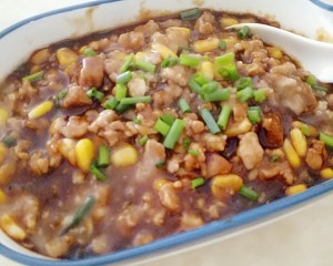 河南特色-肉酱蒸米粉怎么做？