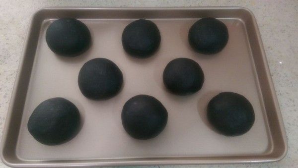 竹炭抹茶菠萝包