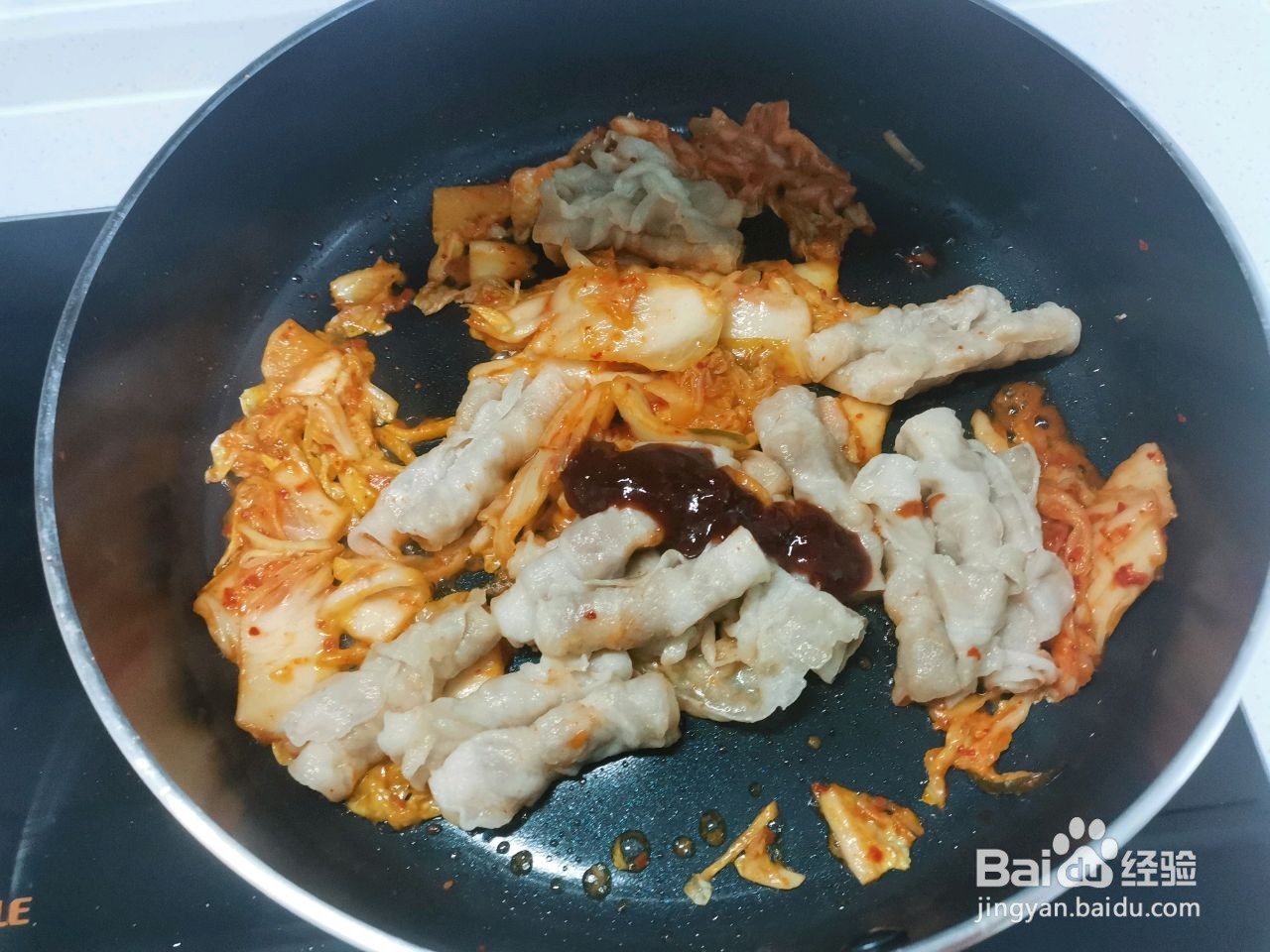 辣白菜炒五花肉的做法