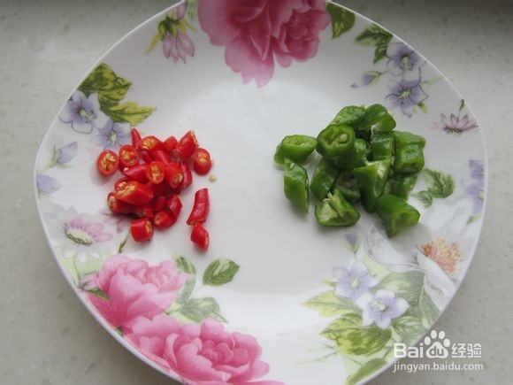 如何做出美味健康的山药炒鸡丁