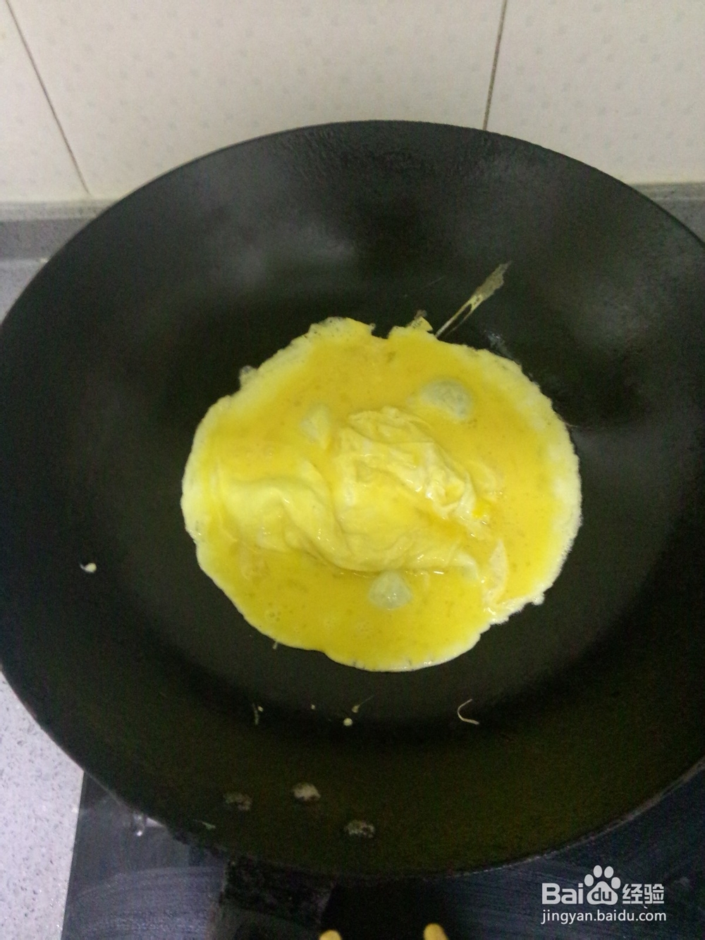 西红柿炒鸡蛋的做法