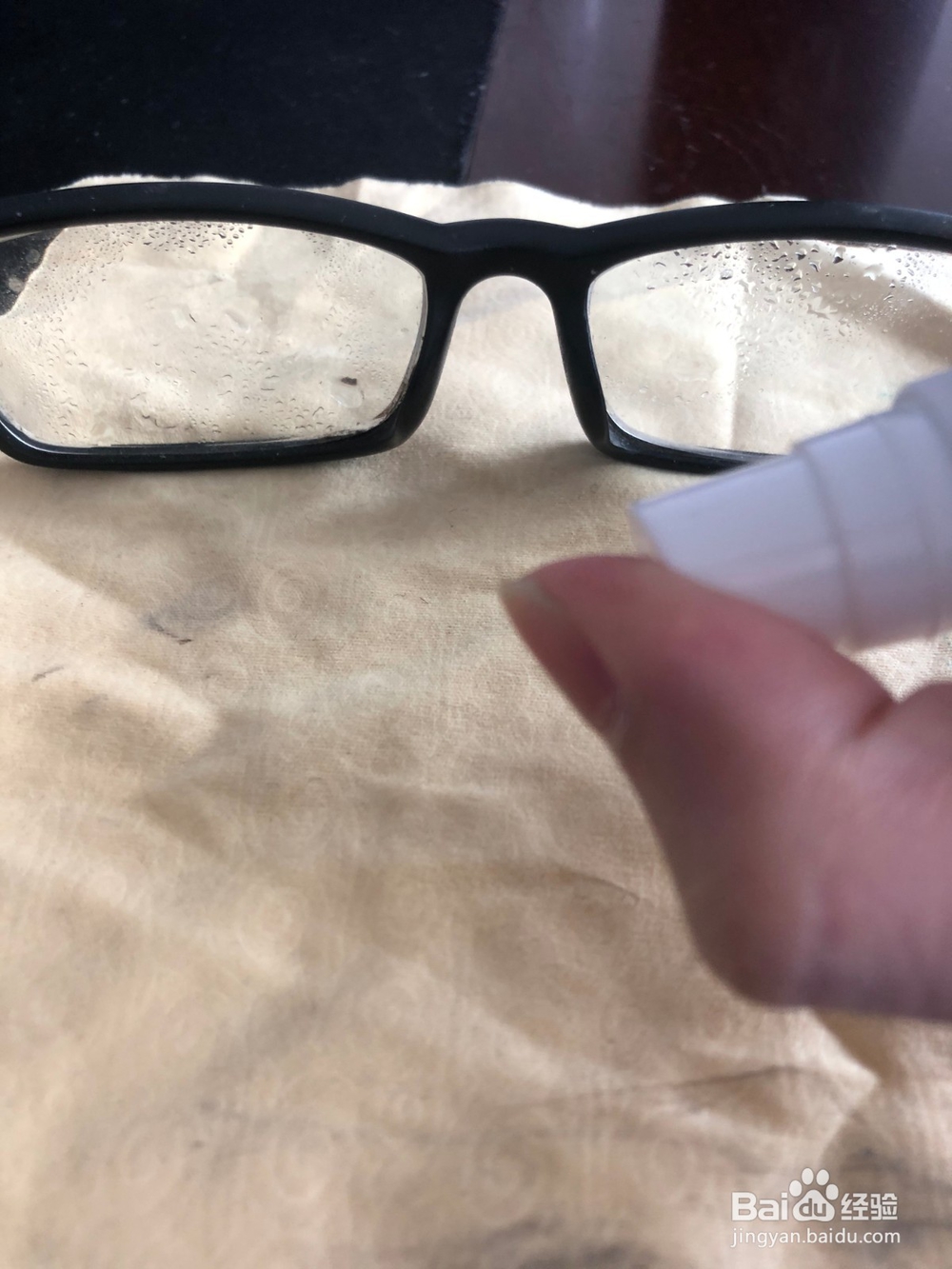 眼睛片怎么保养清洁