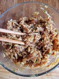 家常饮食：[1]饺子