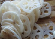 酸甜清脆炒莲藕的做法