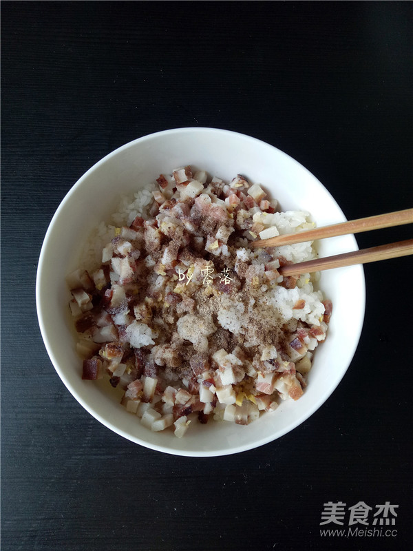 霸王超市 | 腊肉糯米丸子