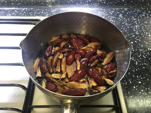 红枣核桃蜂蜜蛋糕