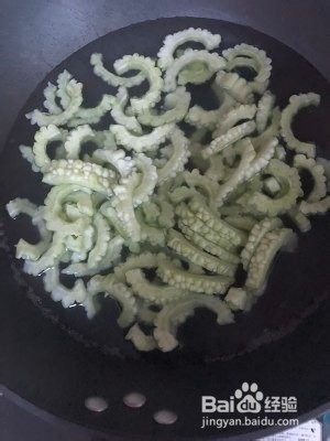 食补养生凉拌苦瓜的做法