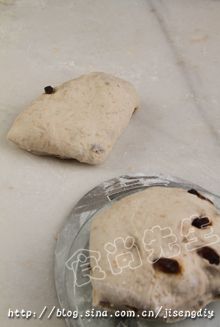 裸麦无花果面包